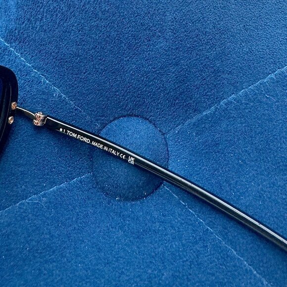 Tom Ford TF923/S 01B Bonham Black Grey Gradient Sunglasses - Picture 9 of 15